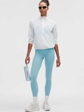 LULULEMON | Fast and Free High-Rise
Tight 28" 5-Pocket in Washed Blue, Size 12